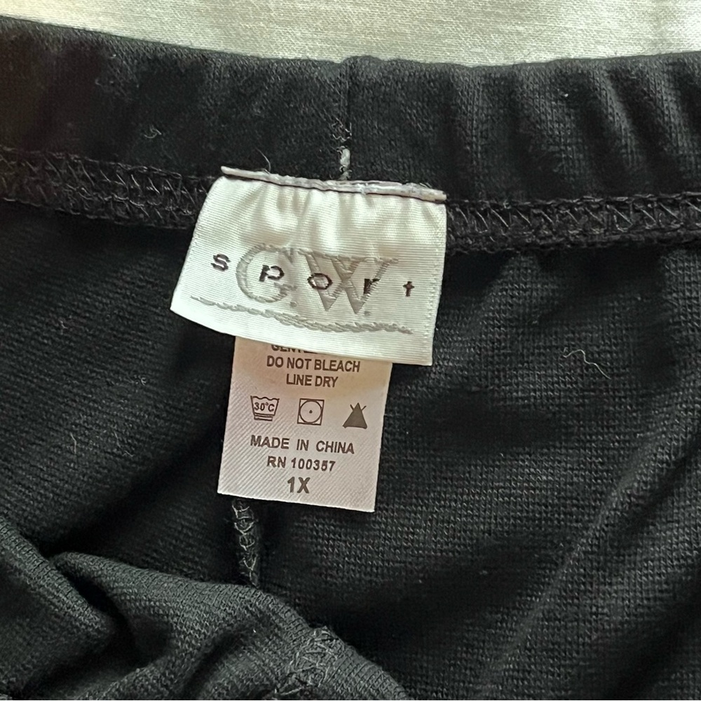 NWT-G.W. Sport women's black pants/leggings-1X - Picture 3 of 4